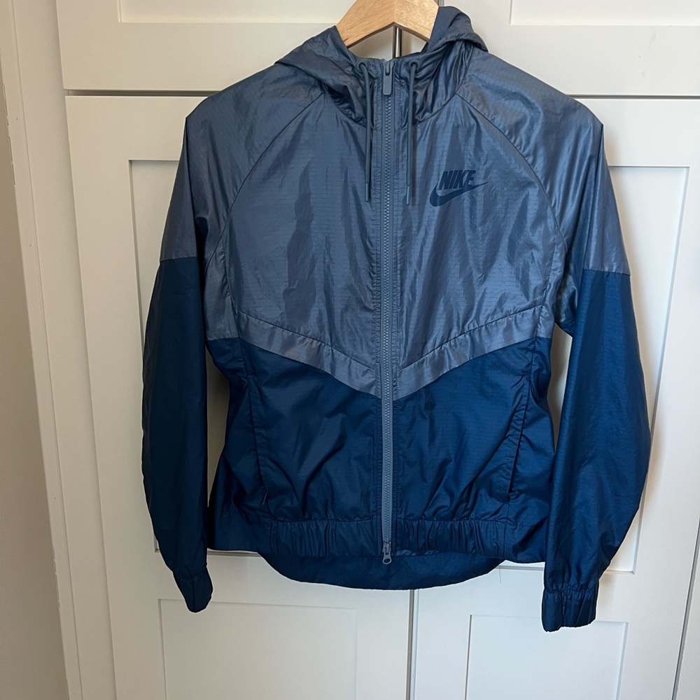 Nike windbreaker